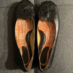 Born Julianne Floral in Black - Born Womens Flats